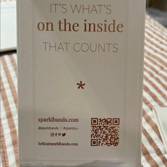 Spark*L Apple Watch Band 42/44/45 MM Limited Edition - Picture 2 of 7